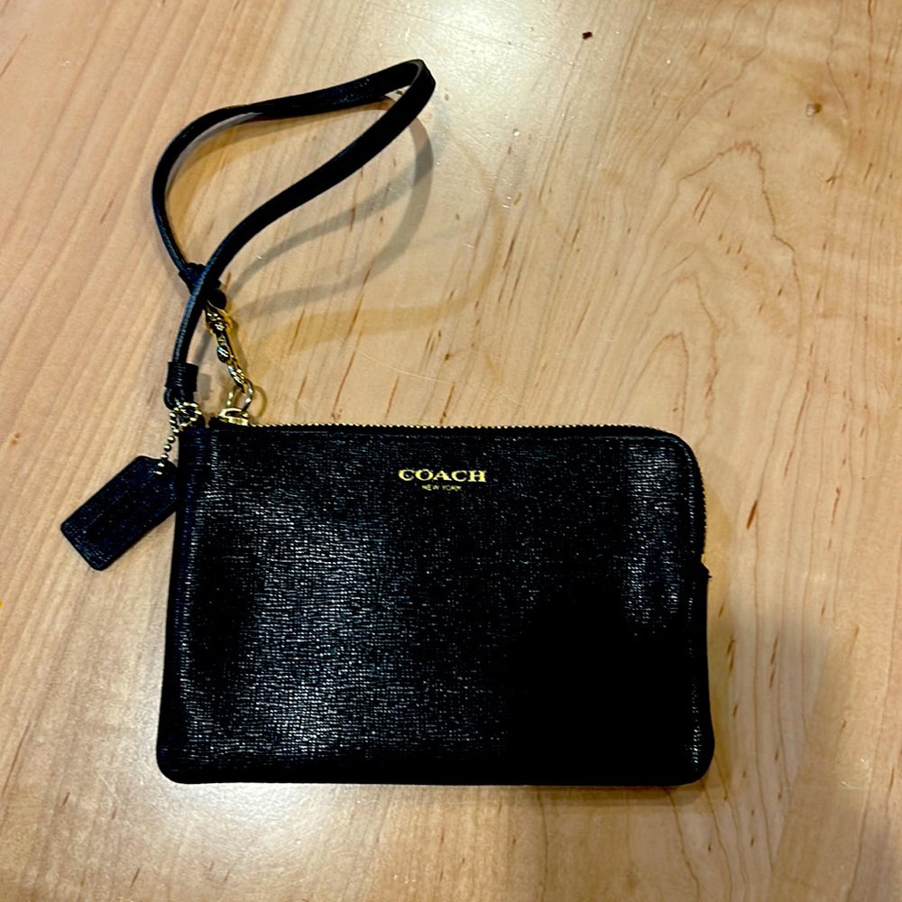 Coach wristlet wallet